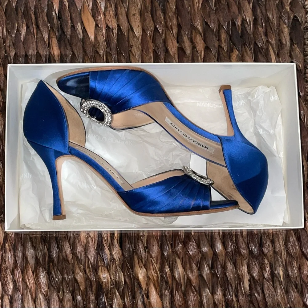 Manolo Blahnik, Blue Satin d’Orsay sandal, size 37 - Picture 1 of 5